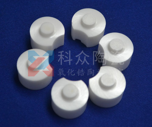 怎樣選擇高質(zhì)量的氧化鋯陶瓷球？